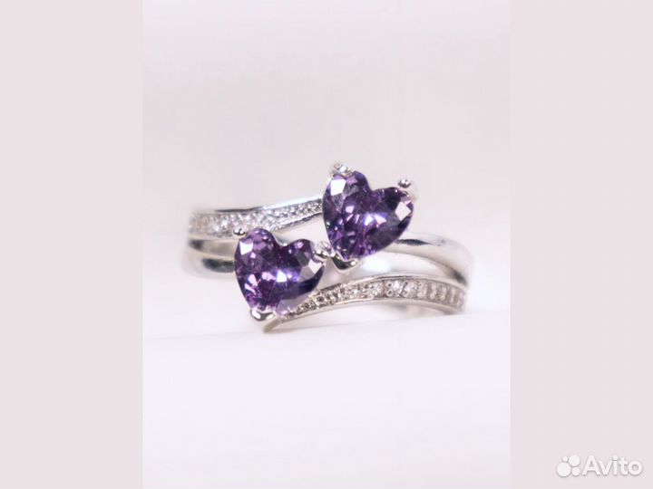 Кольцо двойное с сердцем