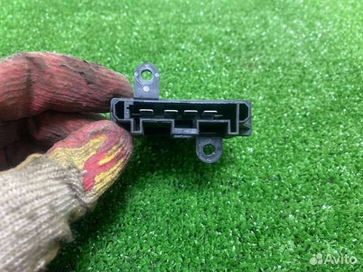 Реостат печки Nissan Almera N16 1.5 QG15 2005