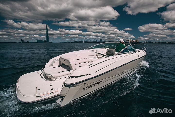 Аренда катера с капитаном, Салют на день вмф