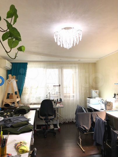 2-к. квартира, 52,2 м², 1/10 эт.