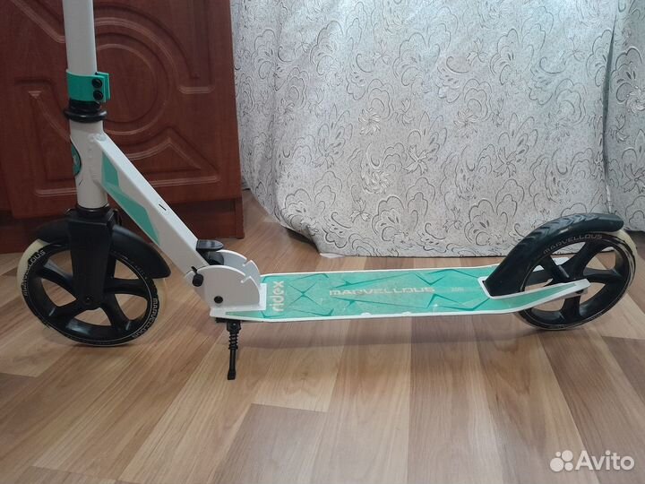 Самокат двухколесный городской лёгкий