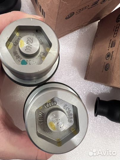 Опора шаровая 8K0407689G VAG 8K0407689F