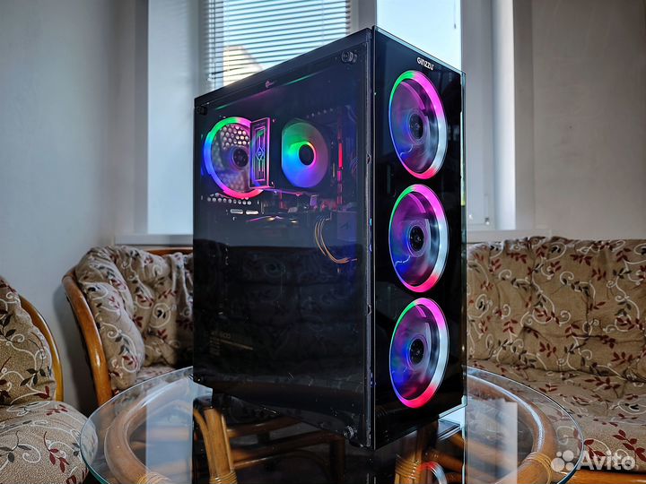 Игровой компьютер Intel 8 ядер, 32Gb, SSD 512Gb