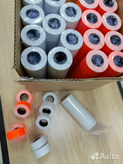 Ценник самоклеящийся