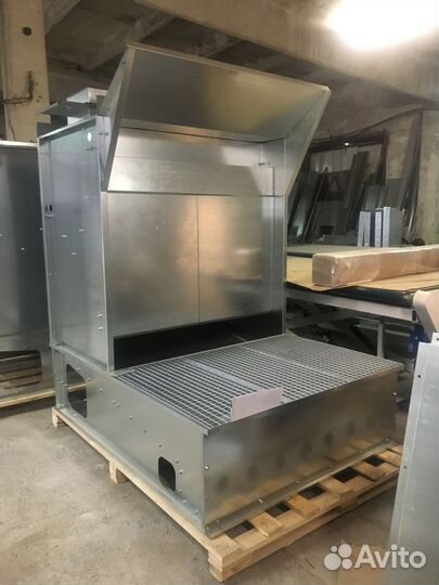 Окрасочная кабина / камера с гидрофильтром