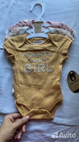 Вещи пакетом от 0 -3 мес на девочку