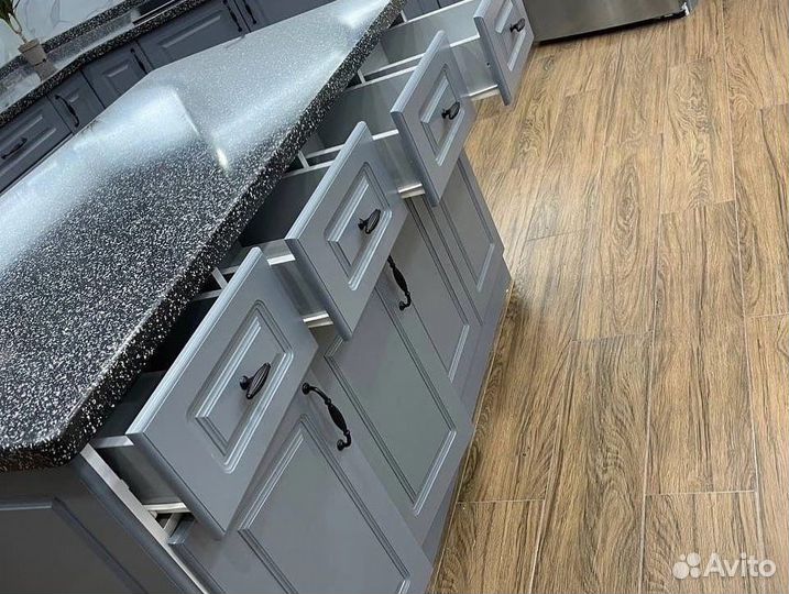 Кухня на заказ Линейная в Рассрочку