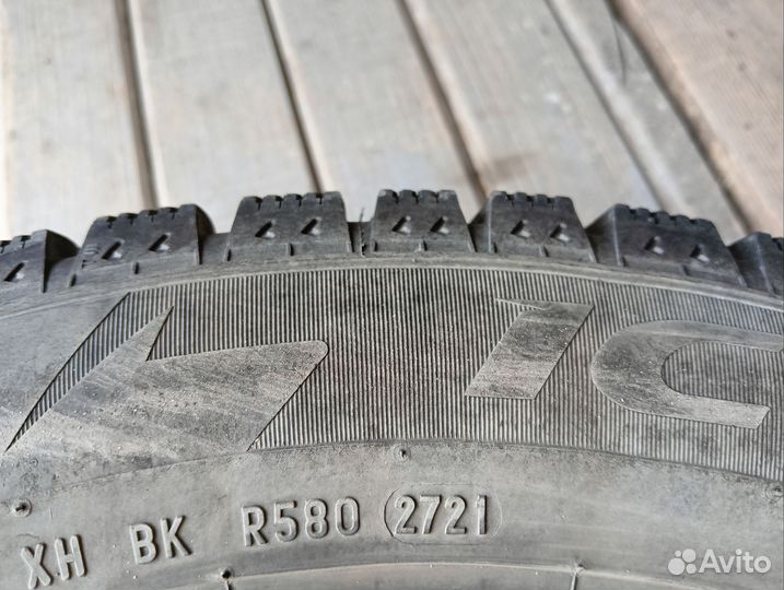 Комплеет зимних колес Pirelli ice zero r16