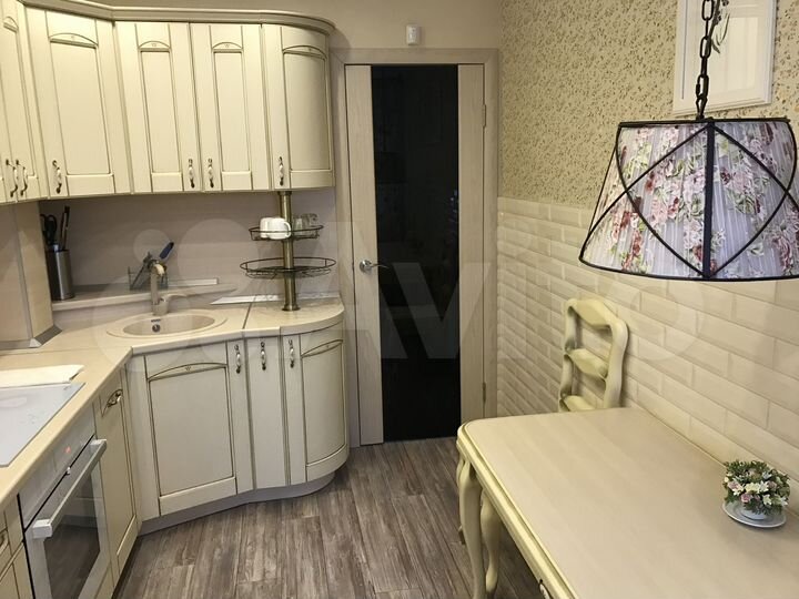 3-к. квартира, 60 м², 2/5 эт.