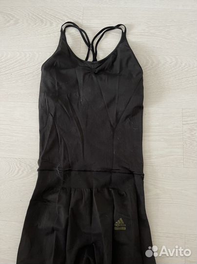 Комбинезон спортивный adidas 42-44р