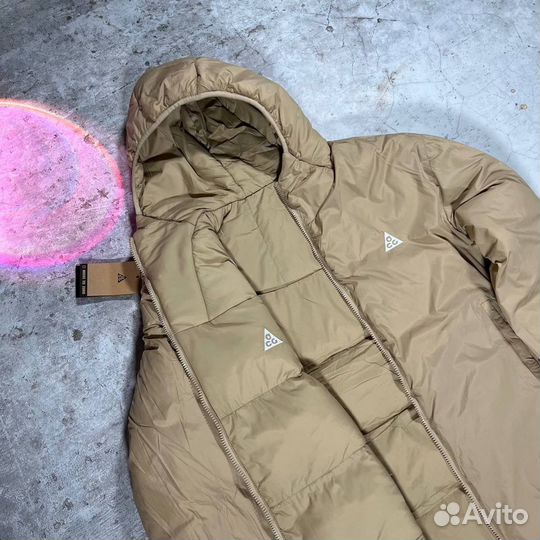 Осенний пуховик Nike ACG