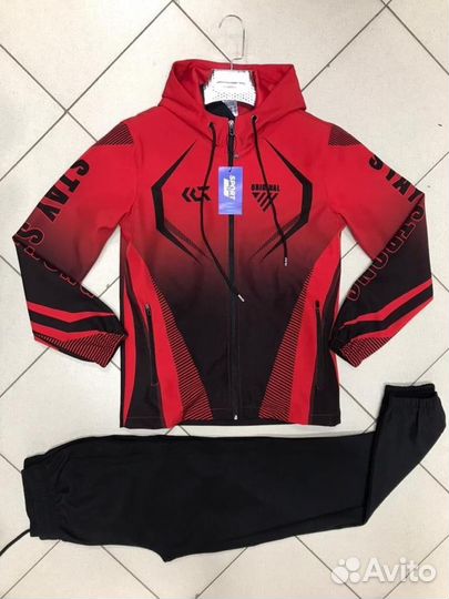 Спортивный костюм