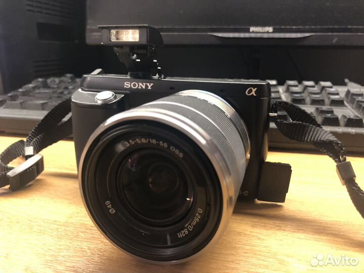 Компактный фотоаппарат Sony NEX-F3