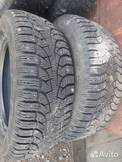 Pirelli Winter Carving Edge SUV 215/65 R16 98T