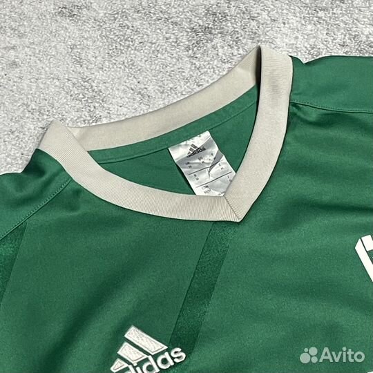 Спортивная футболка Adidas