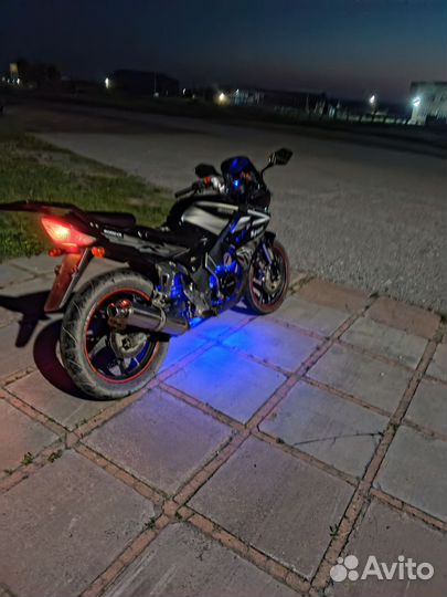 Racer skyway 200
