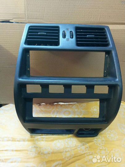 Ниссан Террано Пластик с торпеды