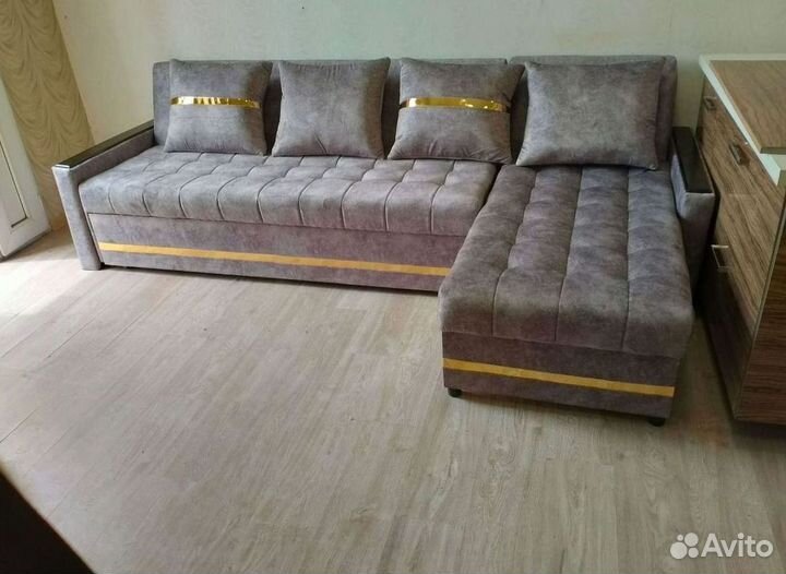 Угловые диваны в наличии не б/у