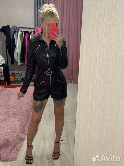 Кожаный комбинезон женский