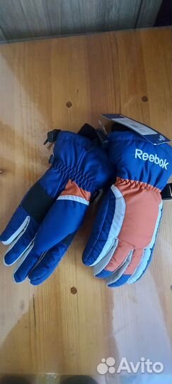 Перчатки reebok новые