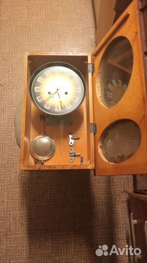Часы янтарь настенные с боем СССР