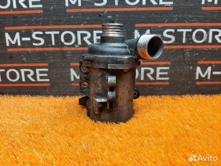 Помпа Bmw X5 E70 N52B30A 2009