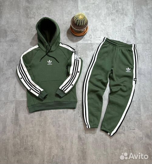 Спортивный костюм Adidas