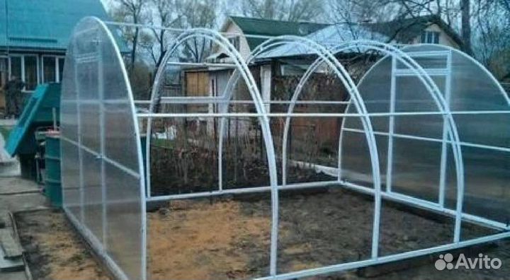 Теплицы крепкие