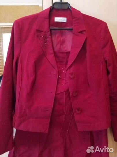 Костюм пиджак и юбка