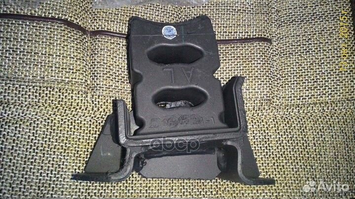 Отбойник амортизатора RR toyota Land Cruiser 12