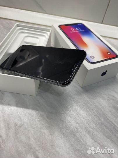 iPhone X, 256 ГБ