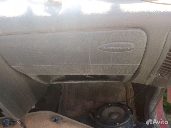 Подушка в торпедо Volkswagen Polo 3