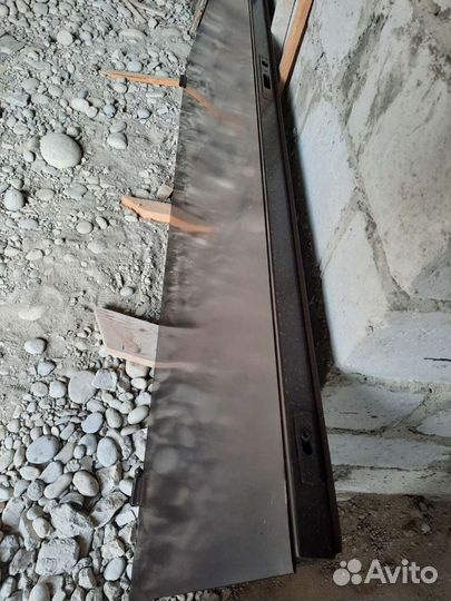 Дверь металлическая двустворчатая