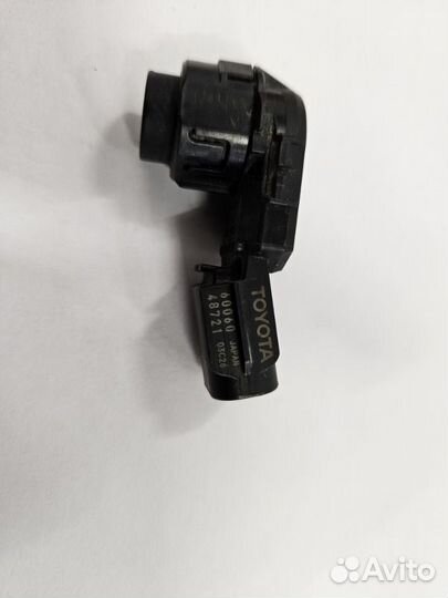 Датчик парковки (парктроник) задний Toyota Rav4 40