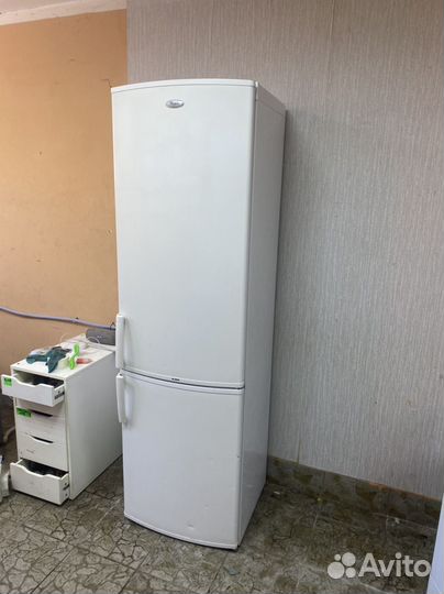 Холодильник whirlpool
