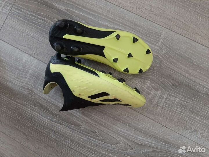Футбольные бутсы adidas 33 размер