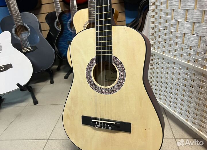 Гитара для обучения с комплектом