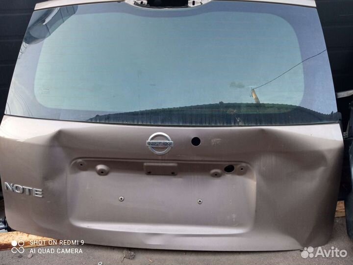 Крышка багажника Nissan Note e11 со стеклом