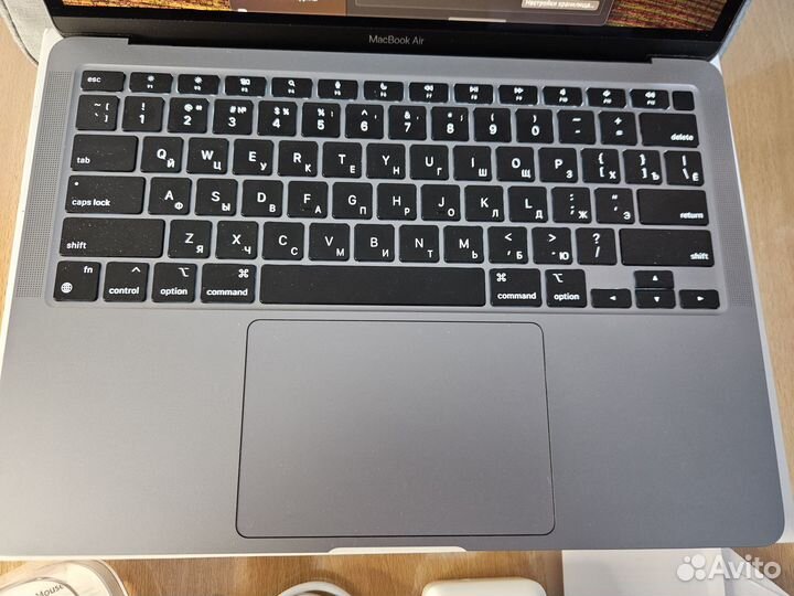 Macbook air 13 2020 m1