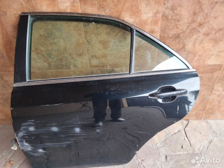 Дверь от camry 40