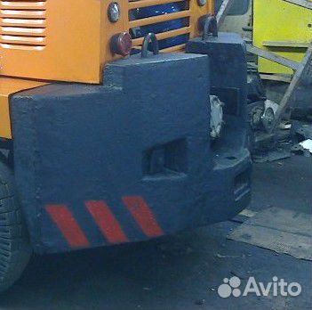 Противовес на Львовский вилочный погрузчик (лодырь
