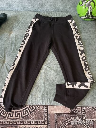 Спортивные штаны