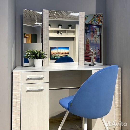 Туалетный стол Гамма - 20