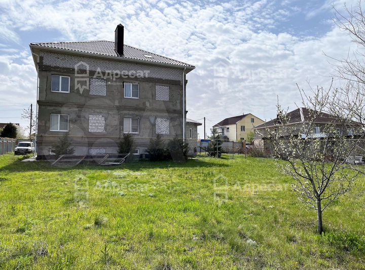 Дом 290 м² на участке 15 сот.