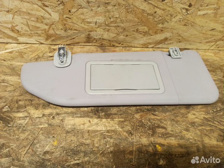 Козырек левый LADA Vesta