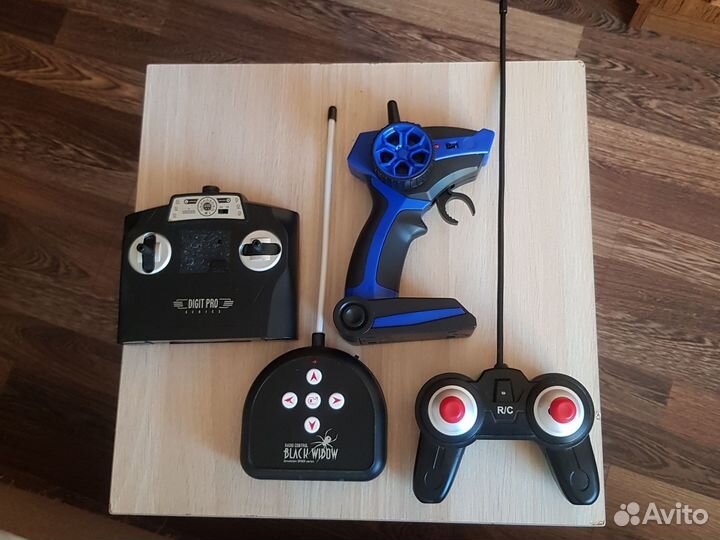 Пульты радиоуправления (Р/У) для машинок и др