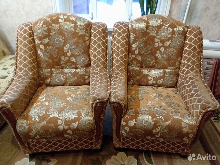 Продам 2 кресла