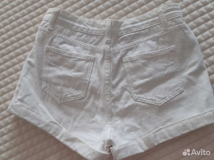 Джинсовые шорты