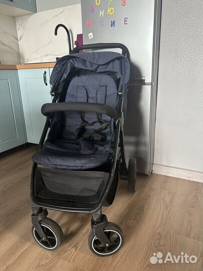 Прогулочная коляска britax romer