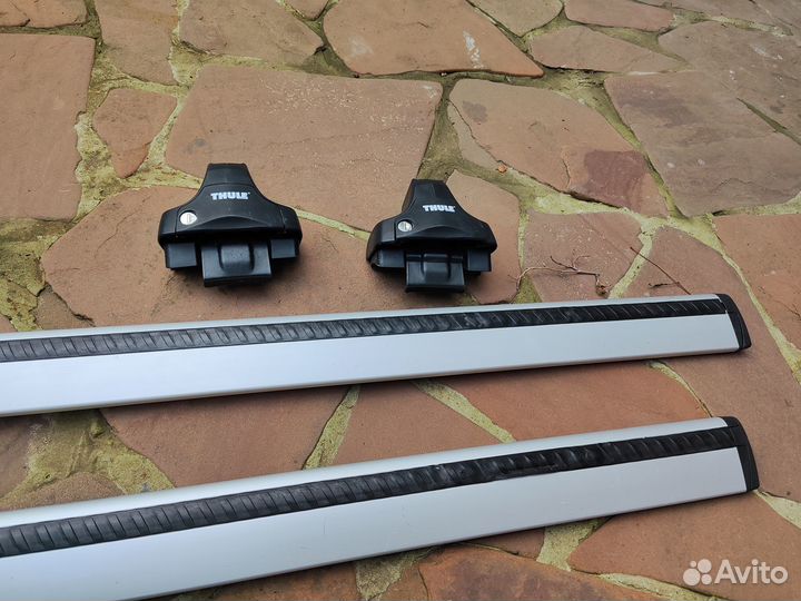 Багажник Thule Wingbar, крепеж и набор ключей